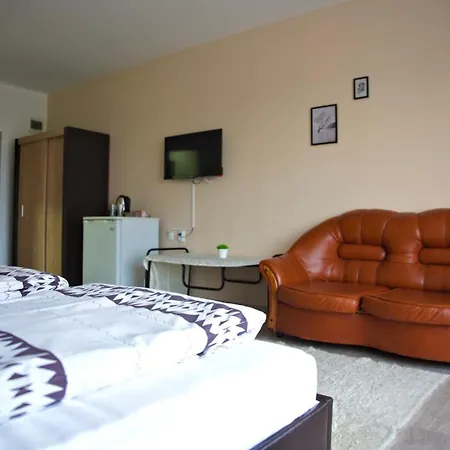 вихрен-стаи и за гости * Sandanski